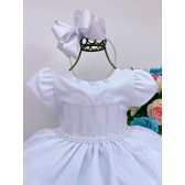 Vestido Infantil Branco Com Cinto de Pérolas Luxo