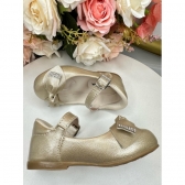 Sapatinho Dourado Com Aplique Lacinho e Strass