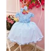 Vestido Infantil Azul Bebê C/ Renda e Cinto de Pérolas Tiara - Azul Claro
