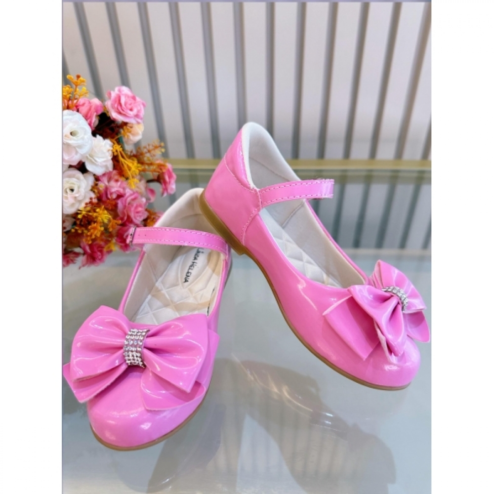 Sapatinho Rosa Chiclete Verniz Luxo Com Lacinho e Strass - Rosa Chiclete
