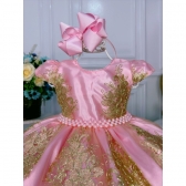 Vestido Infantil Rosa C/ Renda Realeza Dourada Cinto Pérolas