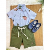 Conjunto Camisa Azul Com Bermuda Verde Musgo de Cordão