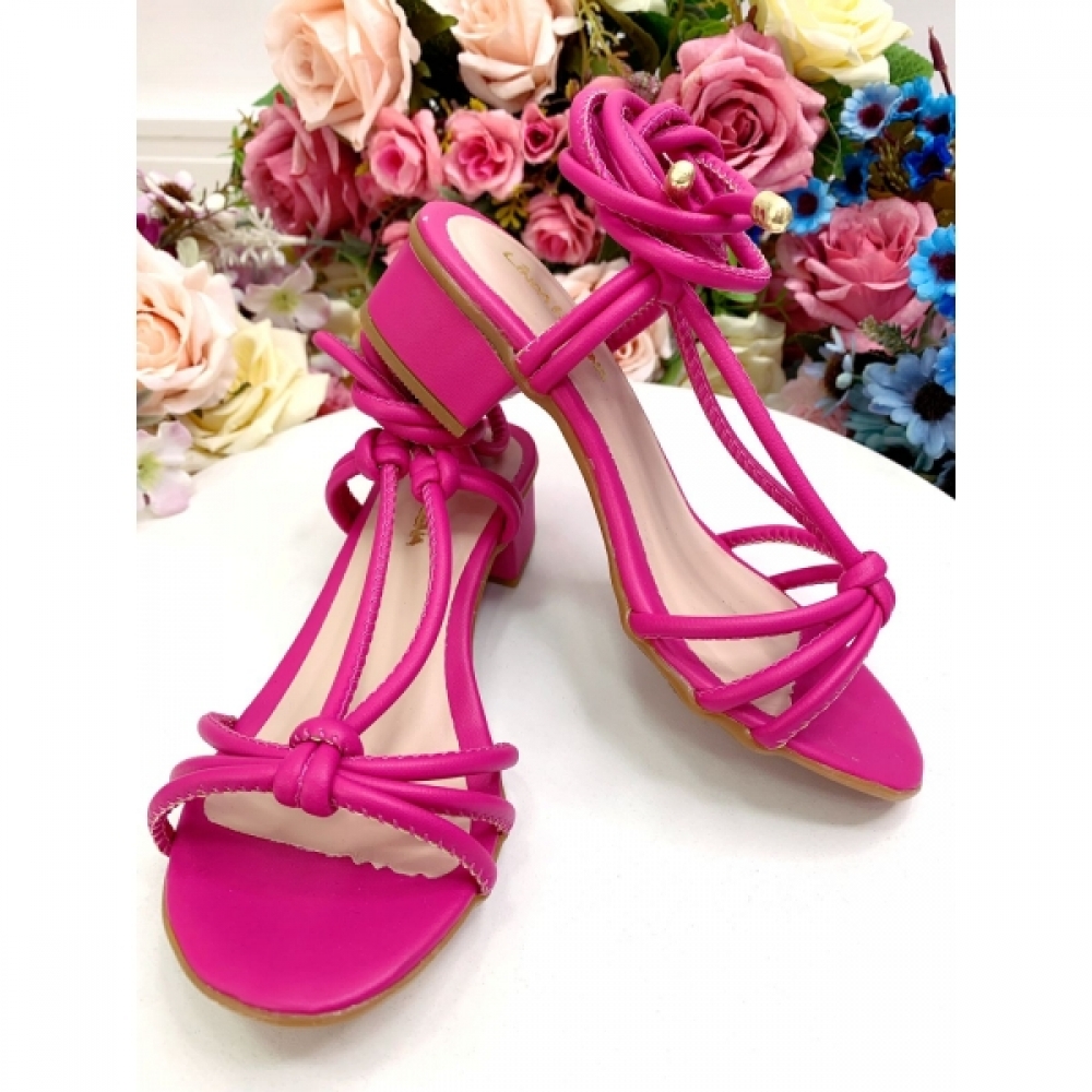 Sandália Infantil de Amarrar Com Salto Rosa Choque